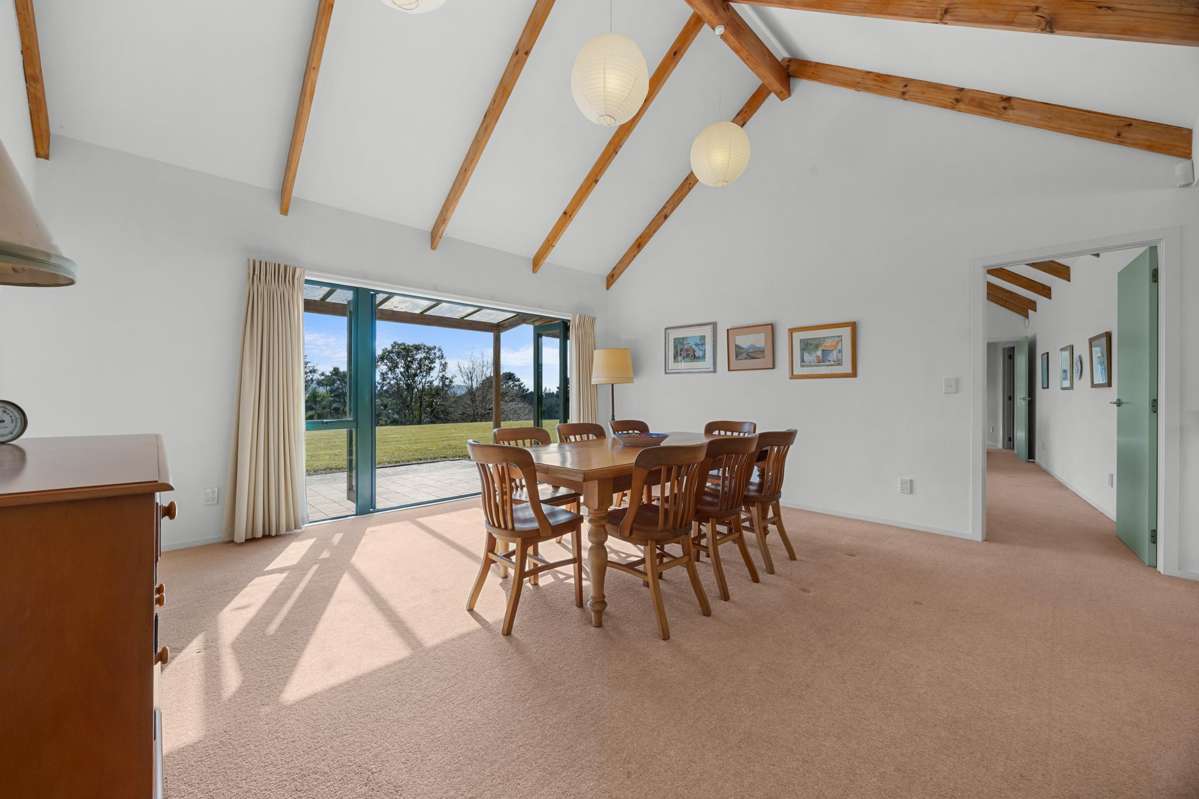 882 Sandspit Road_2