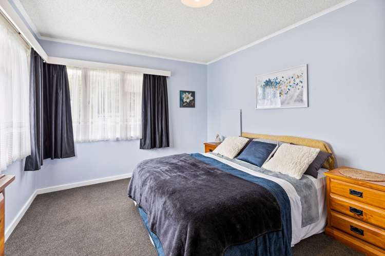 2 Dunallen Avenue Marton_17