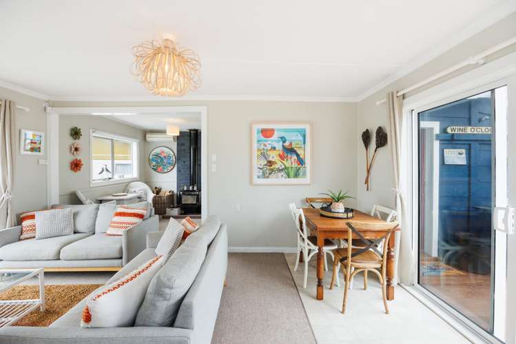 7 Chaffey Street Foxton Beach_12