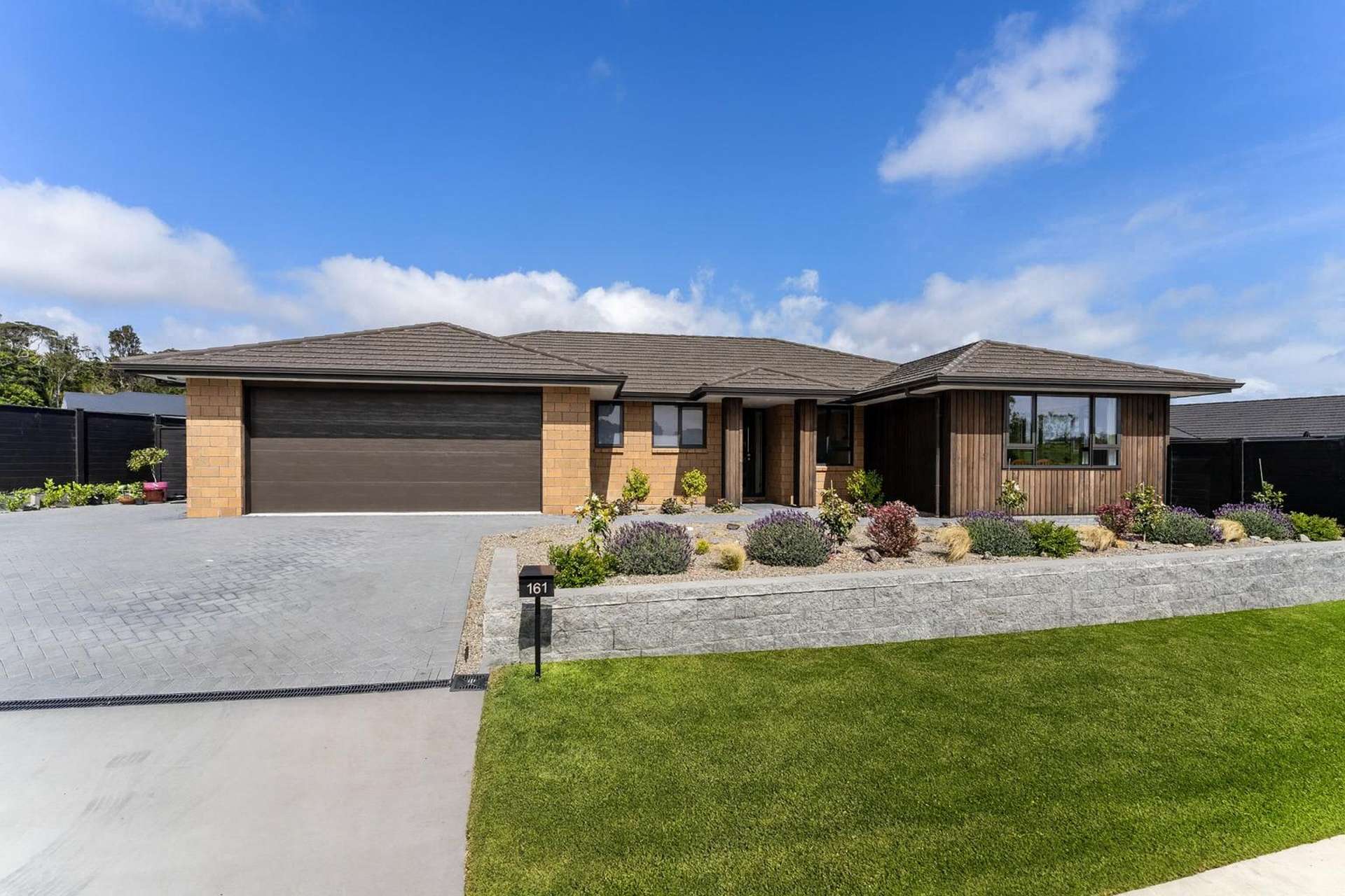 161 Karuhiruhi Street Waikanae_0