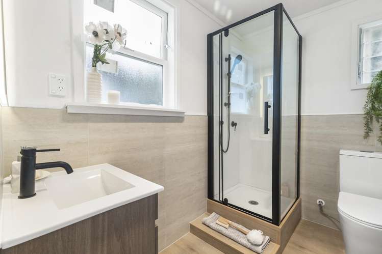10 Cooper Place Papakura_16