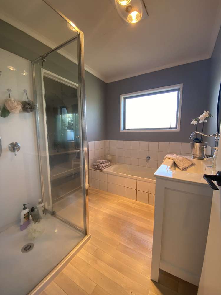 24b Queen Road Bellevue_22