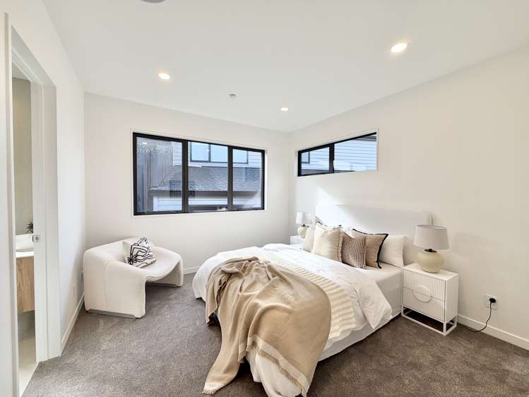 39 Kikorangi Drive Orewa_11
