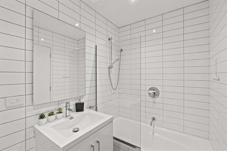 29e Geraldine Street Edgeware_13