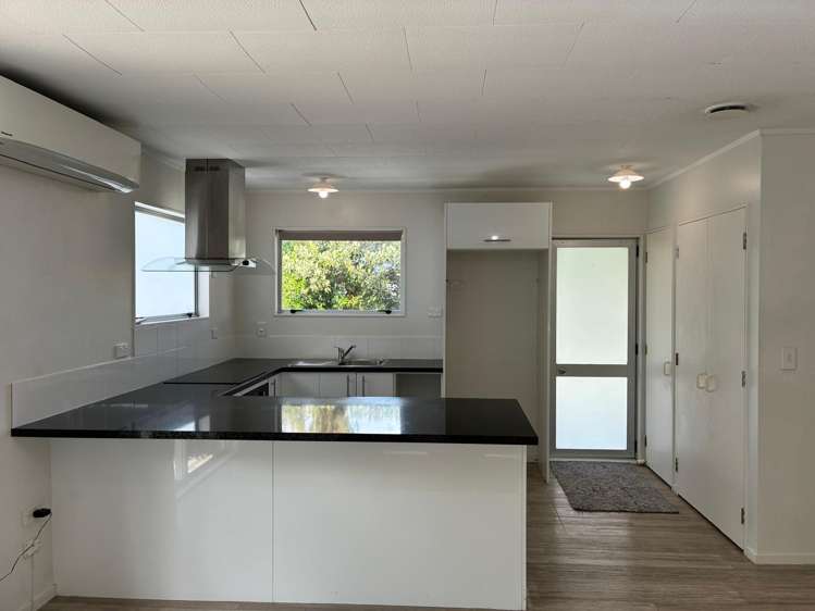 B/605 Whangaparaoa Road Stanmore Bay_9