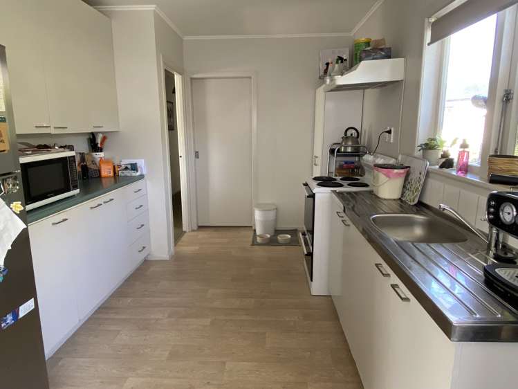 66 Blakeborough Drive Forrest Hill_6