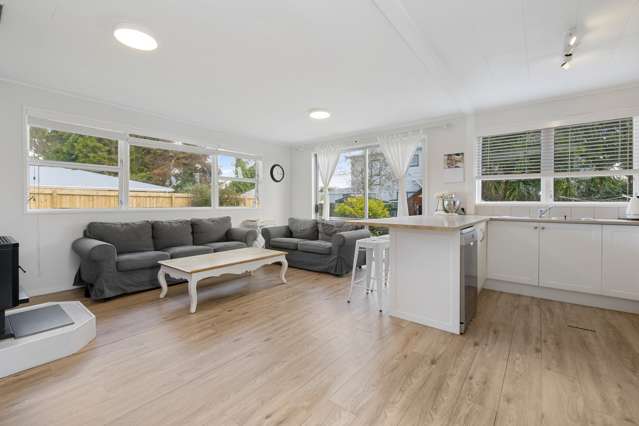 2/45 Riverside Road Orewa_4