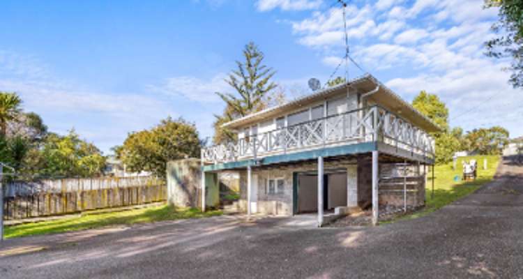 352 Whangaparaoa Road_0