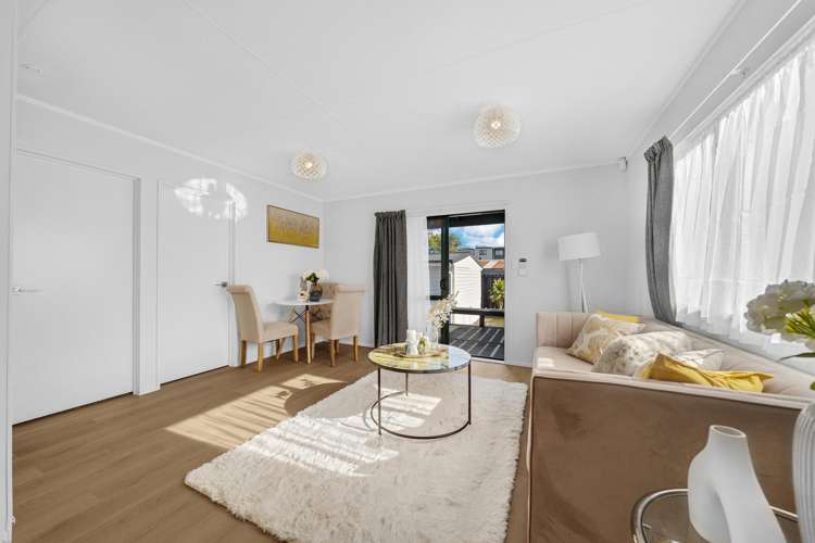 52 Friesian Drive Mangere_14