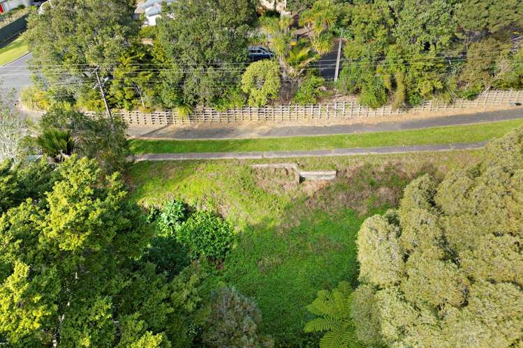 4-6 Moore Street Hillcrest_11