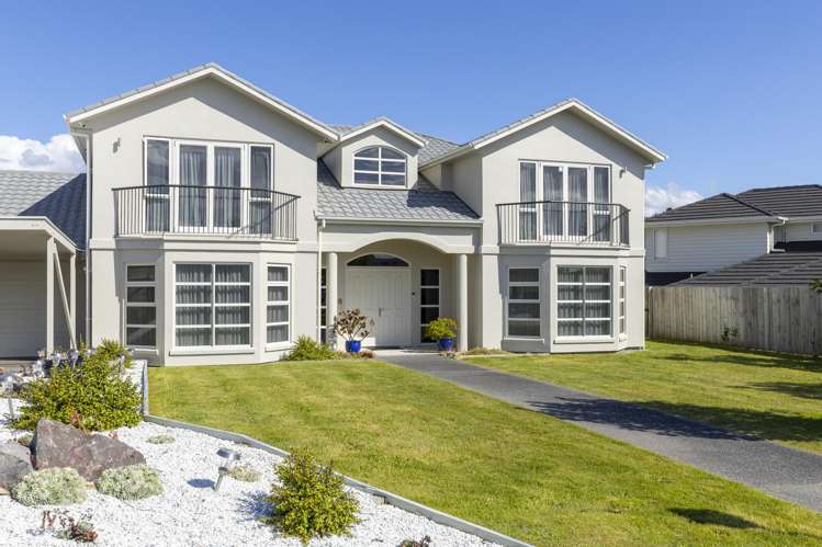 28 Magnolia Rise Waipahihi_0