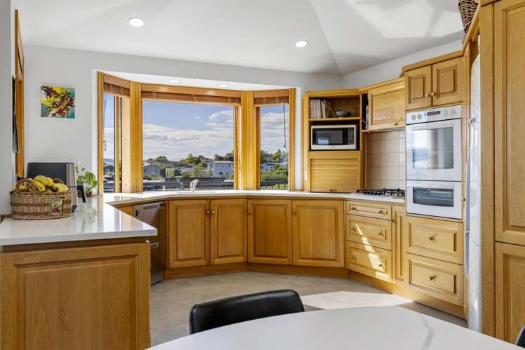 2/70 Harvey Street Waipahihi_12