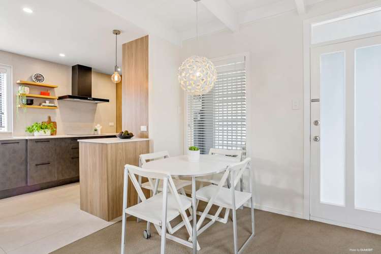 3/5 Seaside Avenue Waterview_5