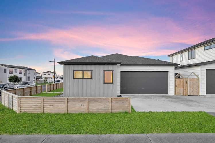 28 Korowhiti Road Clarks Beach_29