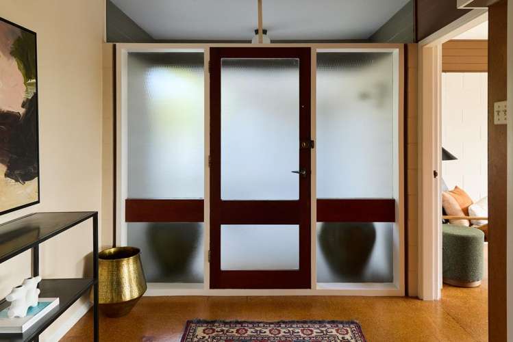 110 Huntsbury Avenue Huntsbury_1