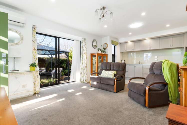 16 Saracen Avenue Northwood_12