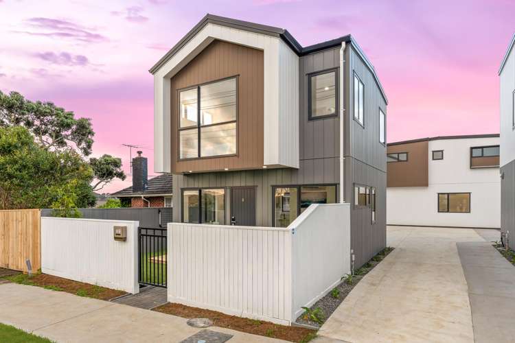 2/113 Flanshaw Road_0