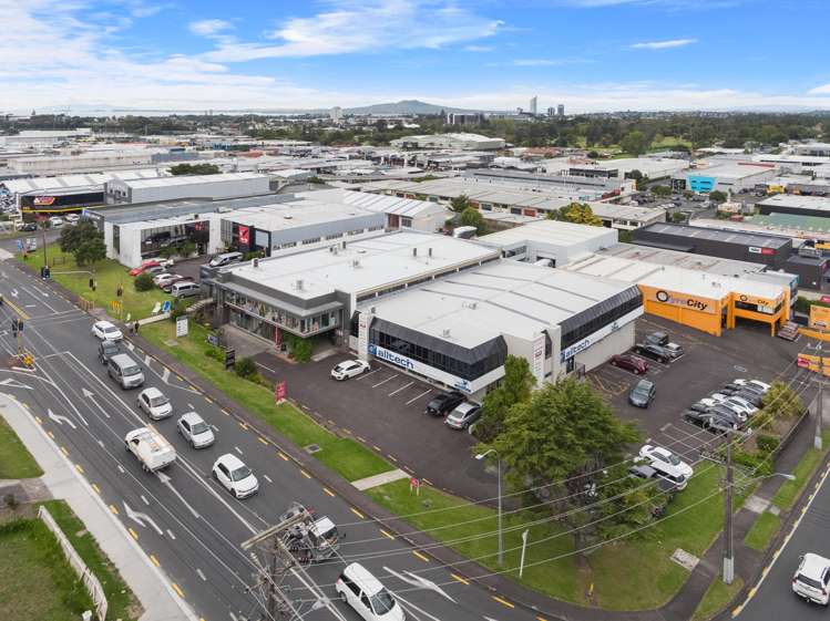 179 Archers Road Wairau Valley_9