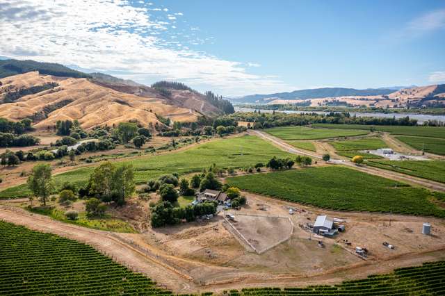 1980 Northbank Road Wairau Valley_1