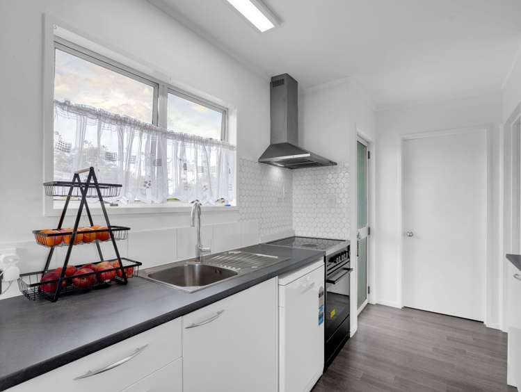 33 Hyde Avenue Nawton_6