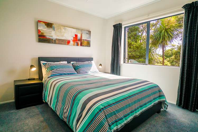 12 Miro Avenue Omapere_8