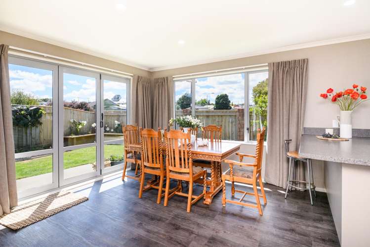 6 Angelina Way Kelvin Grove_2