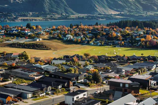199 Aubrey Road Wanaka_3