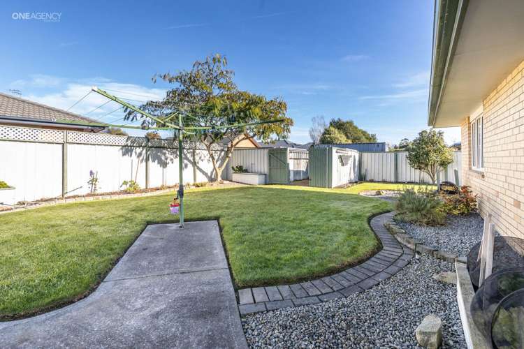 22 Paget Drive Woodend_24