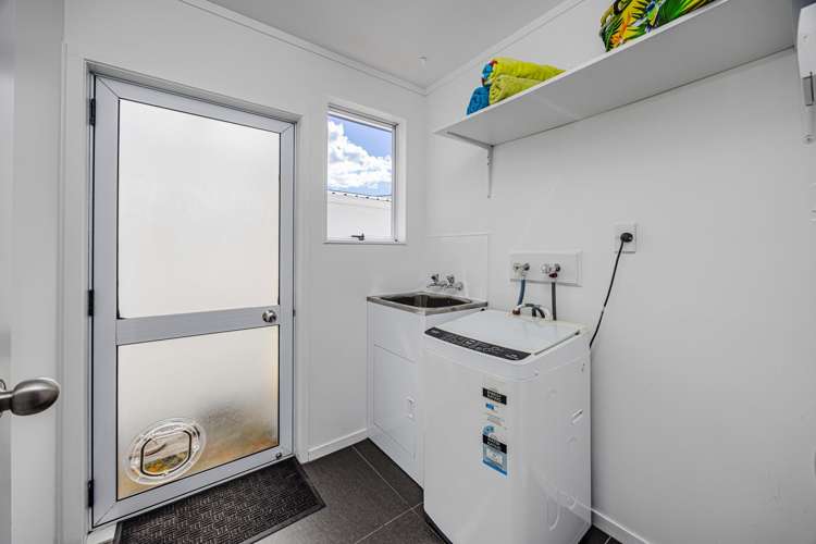 11 Jodie Place Flat Bush_13