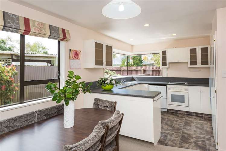 2/70 Staveley Street Avonhead_1