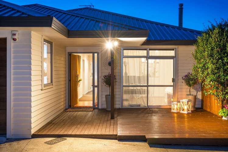 16 Alma Street Te Atatu South_2