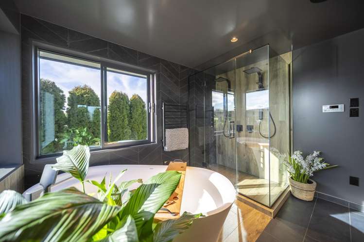 108 William Stephen Road Te Anau_24