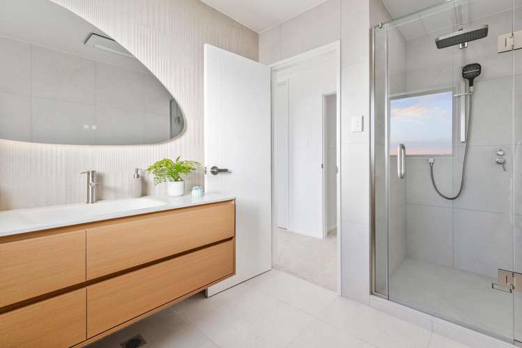 12 Mairehau Street Westgate_21
