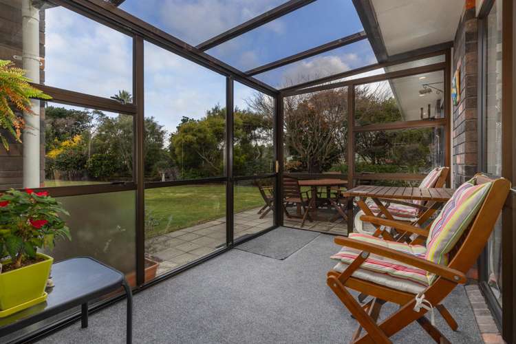 22 Pinewood Grove Paraparaumu Beach_9