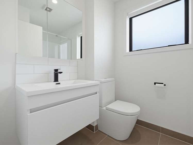 2/15 Tilden Avenue Hillcrest_11