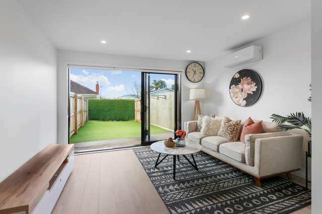 Freehold Sunlit 2-Bed 2-Bath Home with Water Views