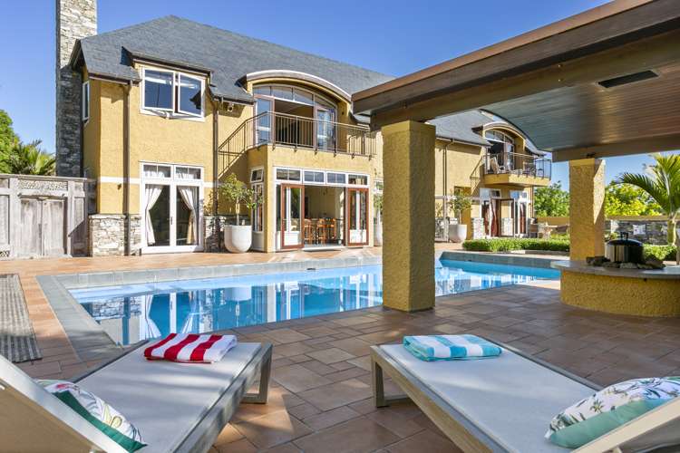 35 Huia Road Titirangi_13