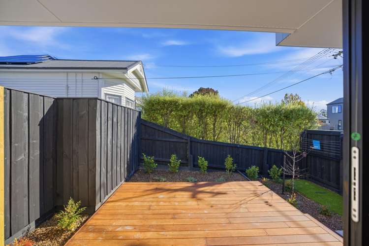 1/106 Wildberry Street Woolston_13
