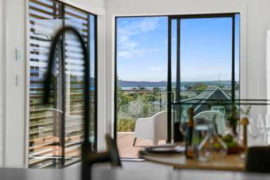 64 Codrington Crescent_3