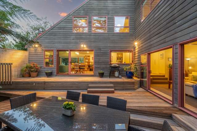 Cedar Charm with Multiple Living Areas