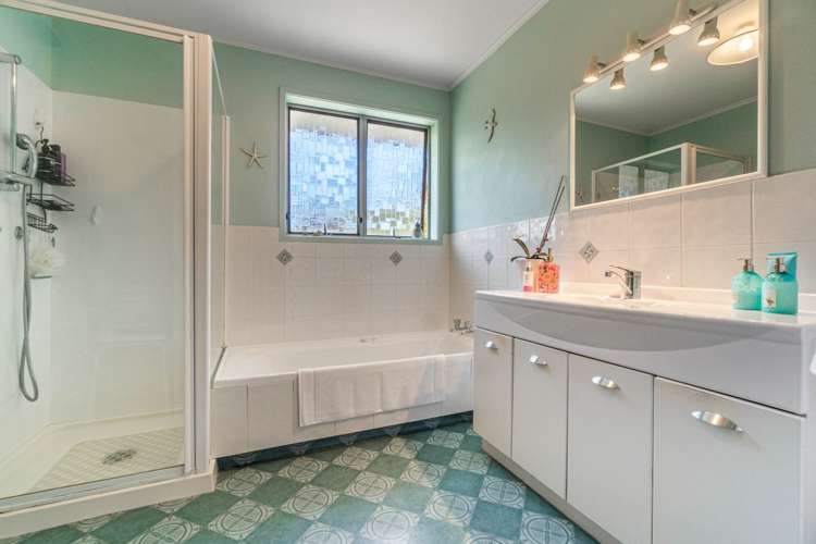 2/84 Weatherly Road Torbay_11