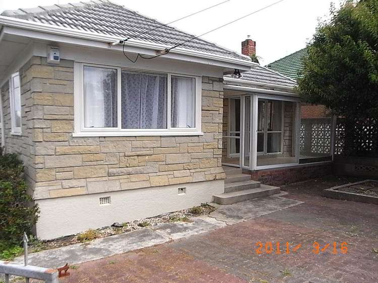 89 Carlton Street Hillsborough_11