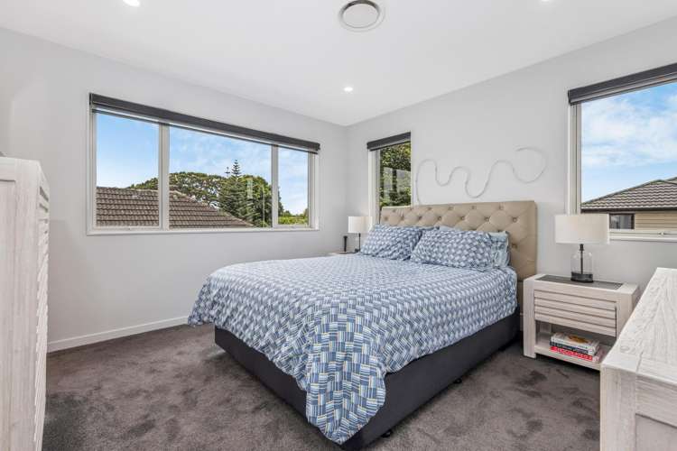 1 & 1A Lloyd Avenue Papatoetoe_11