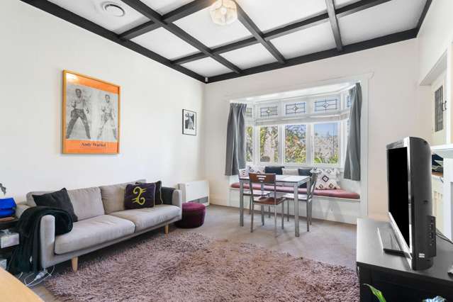 37 Ferryhill Road Epsom_4