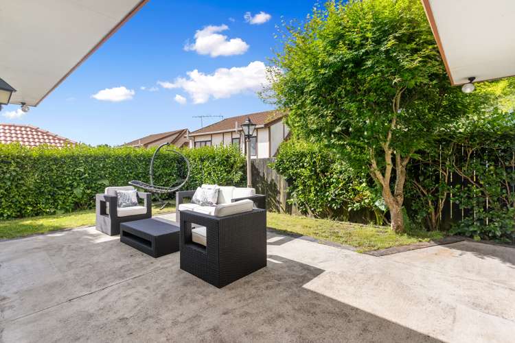 41 Gillett Place Botany Downs_19