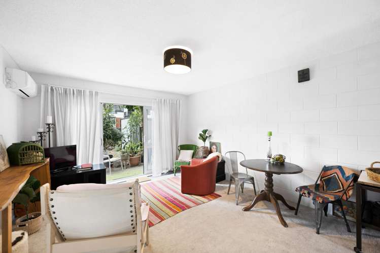 3/22 Hardley Street Whitiora_2