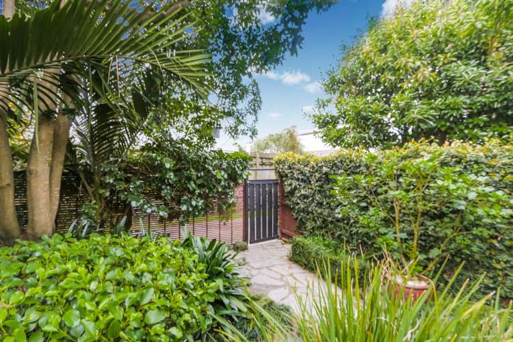 1/69a Landscape Road Mount Eden_7