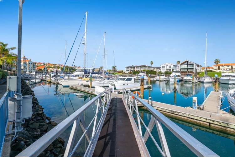 153 Waterside Crescent Gulf Harbour_15