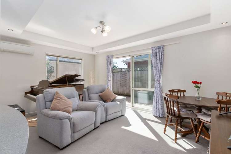 2/280 Halswell Road_2