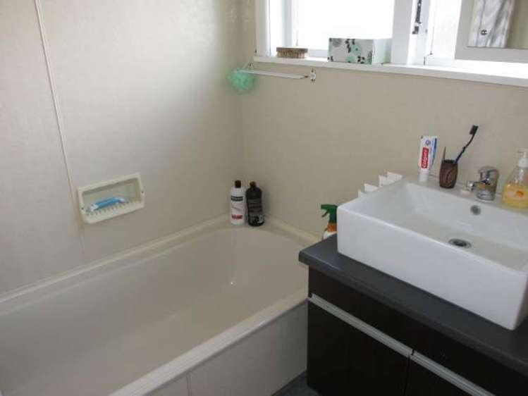 14 Conlon Street Reefton_10